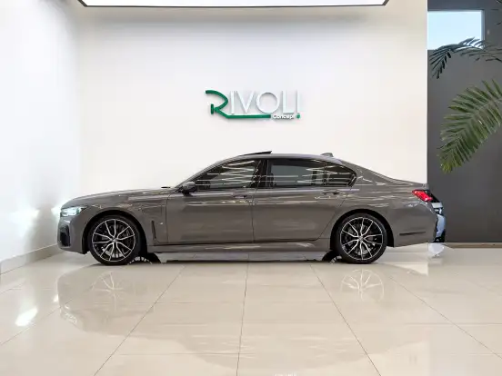 BMW-745Le-2021