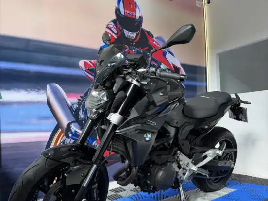 BMW-F 900 R SPORT PLUS BMW-F 900 R SPORT PLUS-2024