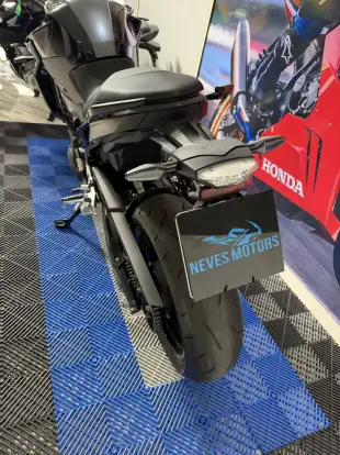 BMW-F 900 R SPORT PLUS-2024