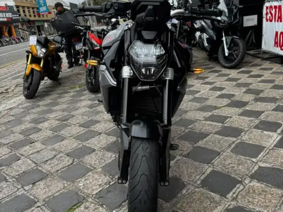 BMW-F 900 R SPORT BMW-F 900 R SPORT-2023
