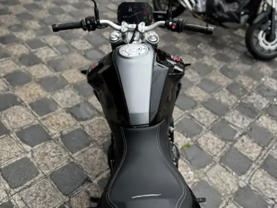 BMW-F 900 R SPORT BMW-F 900 R SPORT-2023