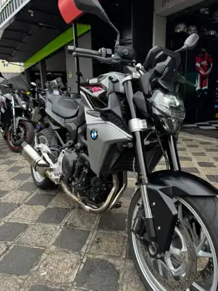 BMW-F 900 R SPORT-2023