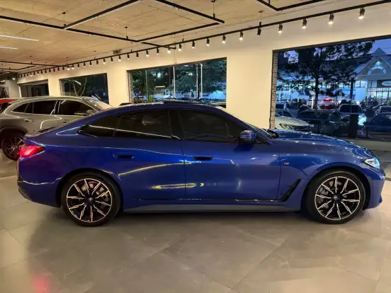 BMW-I4-2022