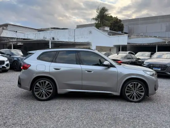 BMW-iX1-ELÉTRICO XDRIVE30 M SPORT BMW-iX1-2024