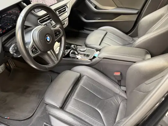 BMW-M 135i-2.0 16V TURBO GASOLINA XDRIVE DARK EDITION AUTOMÁTICO BMW-M 135i-2021