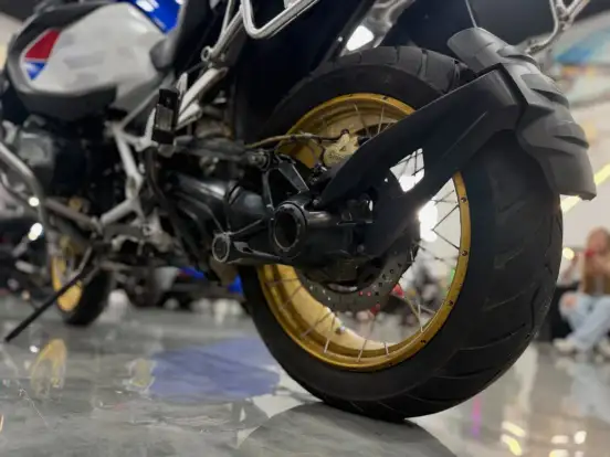 BMW-R 1250 GS ADVENTURE BMW-R 1250 GS ADVENTURE-2019
