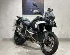 BMW R 1300 GS TRIPLE BLACK BMW R 1300 GS TRIPLE BLACK