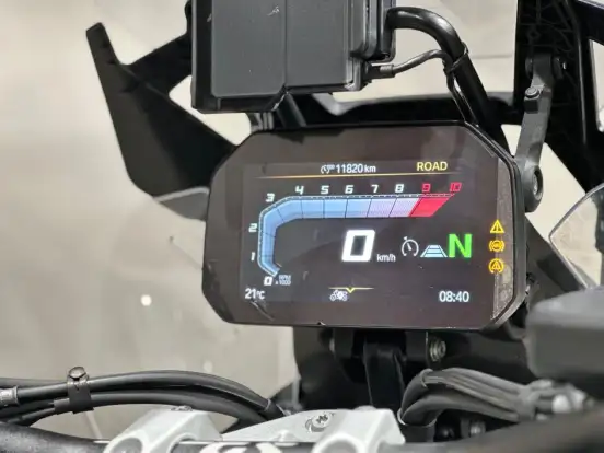 BMW-R 1300 GS TRIPLE BLACK BMW-R 1300 GS TRIPLE BLACK-2025