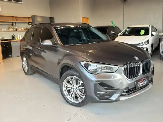 BMW-X1-2.0 16V TURBO ACTIVEFLEX SDRIVE20I 4P AUTOMÁTICO BMW-X1-2019