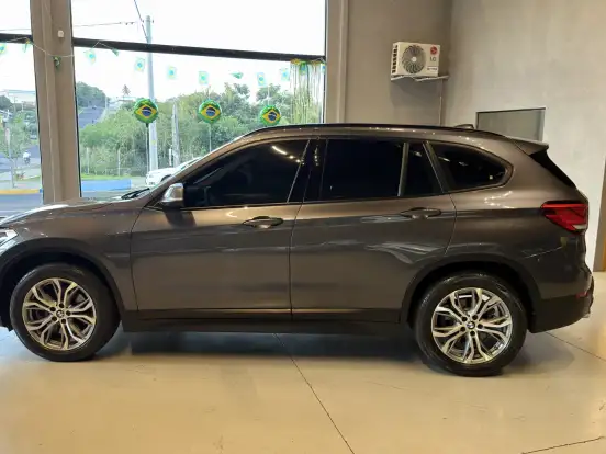 BMW-X1-2.0 16V TURBO ACTIVEFLEX SDRIVE20I 4P AUTOMÁTICO BMW-X1-2019