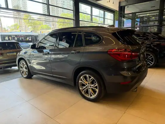 BMW-X1-2.0 16V TURBO ACTIVEFLEX SDRIVE20I 4P AUTOMÁTICO BMW-X1-2019