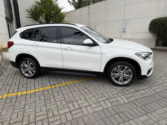 BMW-X1-2.0 16V TURBO ACTIVEFLEX SDRIVE20I 4P AUTOMÁTICO BMW-X1-2018
