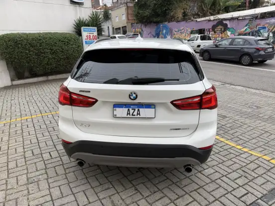BMW-X1-2018