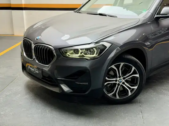 BMW-X1-2021