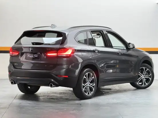 BMW-X1-2.0 16V TURBO ACTIVEFLEX SDRIVE20I GP 4P AUTOMÁTICO BMW-X1-2021