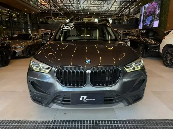 BMW-X1-2.0 16V TURBO ACTIVEFLEX SDRIVE20I GP 4P AUTOMÁTICO BMW-X1-2022