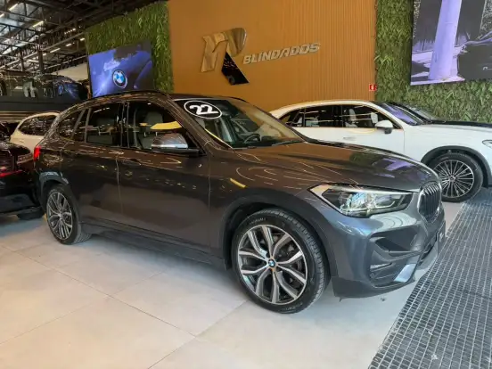 BMW-X1-2022