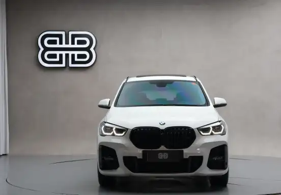 BMW-X1-2022