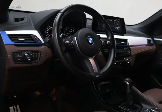 BMW-X1-2022