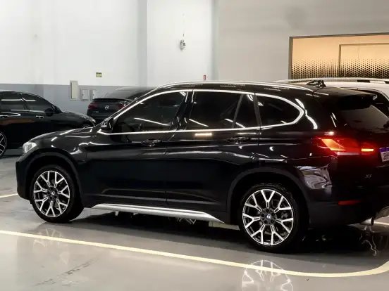 BMW-X1-2.0 16V TURBO ACTIVEFLEX SDRIVE20I X-LINE 4P AUTOMÁTICO BMW-X1-2022