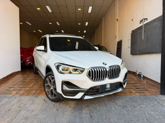 BMW X1 2.0 16V Turbo Activeflex Sdrive20I X-Line 4P Automático