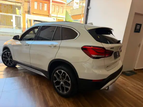 BMW-X1-2.0 16V TURBO ACTIVEFLEX SDRIVE20I X-LINE 4P AUTOMÁTICO BMW-X1-2019