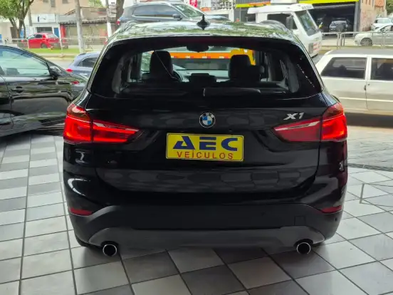 BMW-X1-2.0 16V TURBO ACTIVEFLEX SDRIVE20I X-LINE 4P AUTOMÁTICO BMW-X1-2016