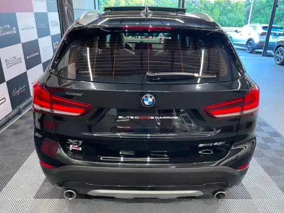 BMW-X1-2021