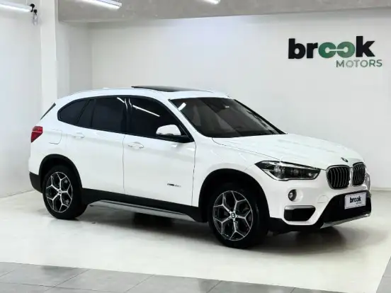 BMW-X1-2.0 16V TURBO GASOLINA SDRIVE20I GP 4P AUTOMÁTICO BMW-X1-2016