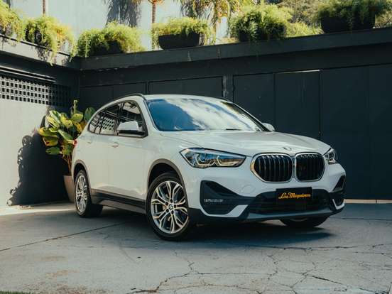 BMW-X1-2.0 16V TURBO ACTIVEFLEX SDRIVE20I GP 4P AUTOMÁTICO BMW-X1-2020