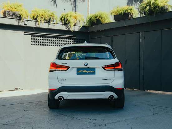 BMW-X1-2.0 16V TURBO ACTIVEFLEX SDRIVE20I GP 4P AUTOMÁTICO BMW-X1-2020