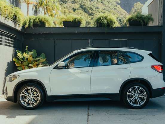 BMW-X1-2.0 16V TURBO ACTIVEFLEX SDRIVE20I GP 4P AUTOMÁTICO BMW-X1-2020