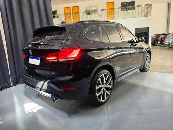 BMW-X1-2.0 16V TURBO ACTIVEFLEX SDRIVE20I GP PLUS 4P AUTOMÁTICO BMW-X1-2022