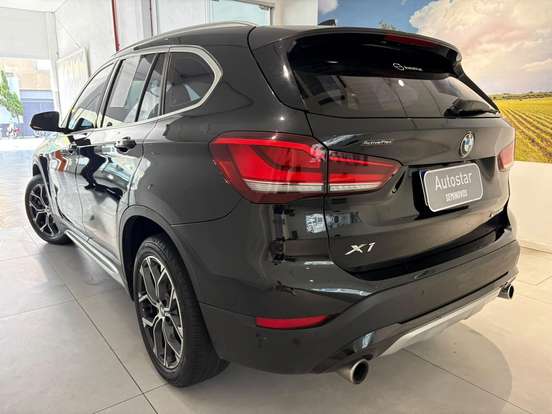 BMW-X1-2.0 16V TURBO ACTIVEFLEX SDRIVE20I X-LINE 4P AUTOMÁTICO BMW-X1-2020