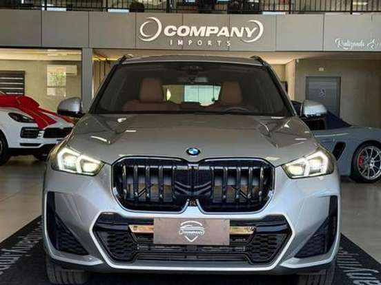 BMW-X1-2.0 16V TURBO GASOLINA SDRIVE20I X-LINE STEPTRONIC BMW-X1-2025