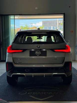 BMW-X1-2025