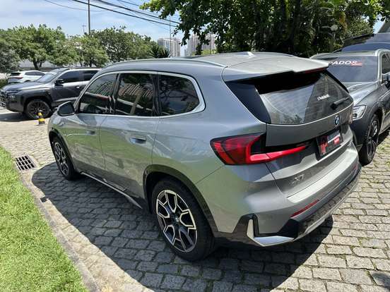 BMW-X1-2.0 16V TURBO GASOLINA SDRIVE20I X-LINE STEPTRONIC BMW-X1-2024
