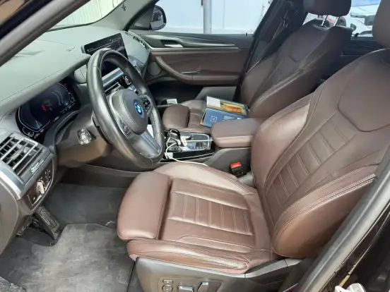 BMW-X3-2023