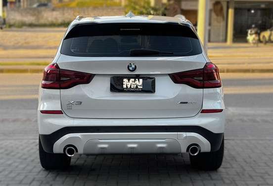 BMW-X3-2018