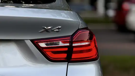 BMW-X4-2015