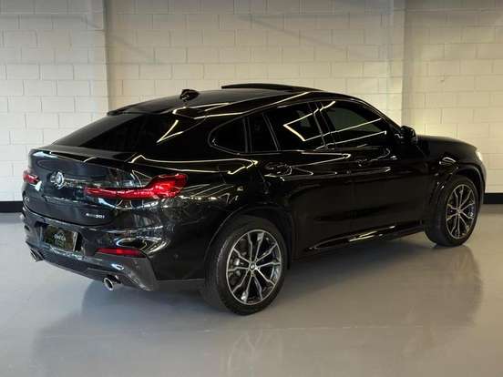 BMW-X4-2019