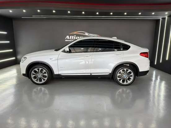 BMW-X4-2.0 28I X LINE 4X4 16V TURBO GASOLINA 4P AUTOMÁTICO BMW-X4-2016