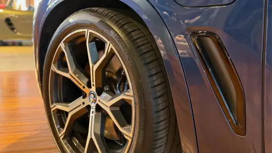 BMW-X5-2022