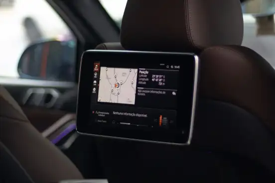 BMW-X6-2021