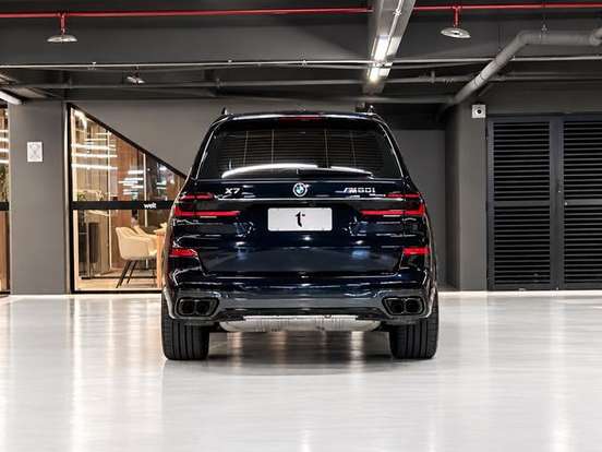 BMW-X7-4.4 V8 GASOLINA M60i STEPTRONIC BMW-X7-2024