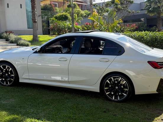 BMW-320i-2.0 16V TURBO FLEX M SPORT AUTOMÁTICO BMW-320i-2024