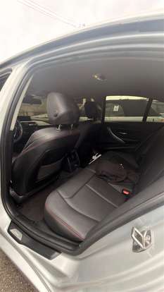 BMW-320i-2012
