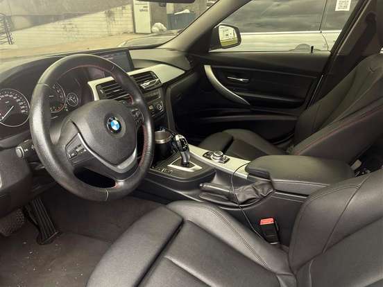 BMW-320i-2.0 SPORT 16V TURBO GASOLINA 4P AUTOMÁTICO BMW-320i-2012