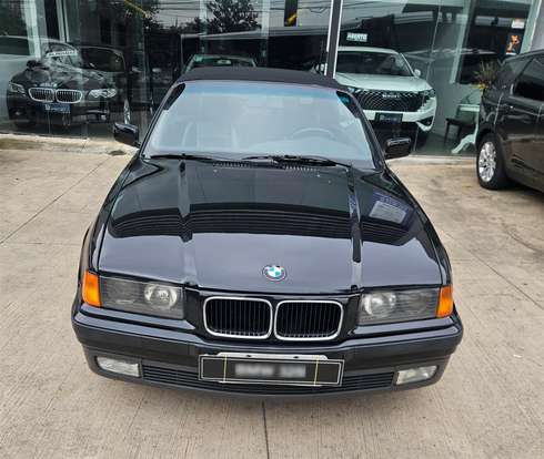 BMW-325i-1994