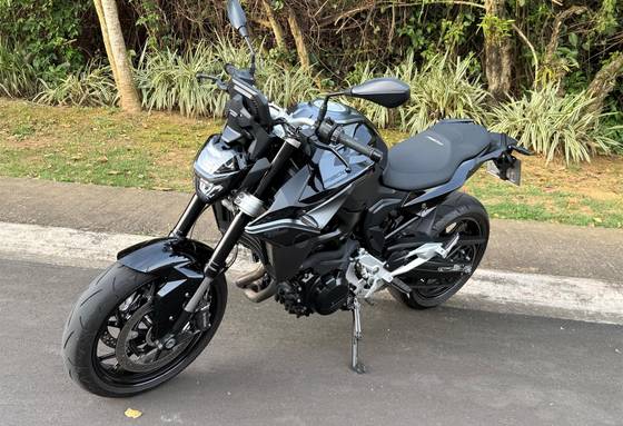 BMW F 900 R SPORT PLUS 
